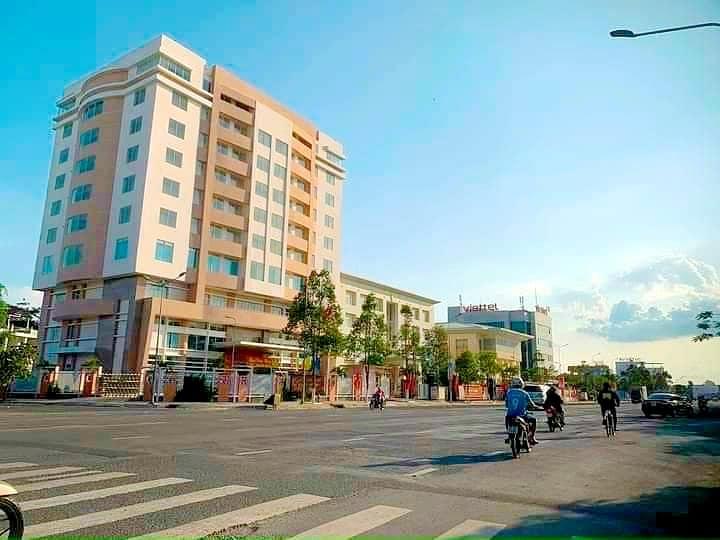 Nhà siêu đẹp trung tâm hành chính tỉnh, nhánh Nguyễn Thái Học, P Mỹ Hòa, TP Long Xuyên, An Giang